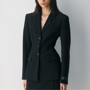 NWOT* | ARITZIA Babaton Standout Blazer ((RE)Essential)